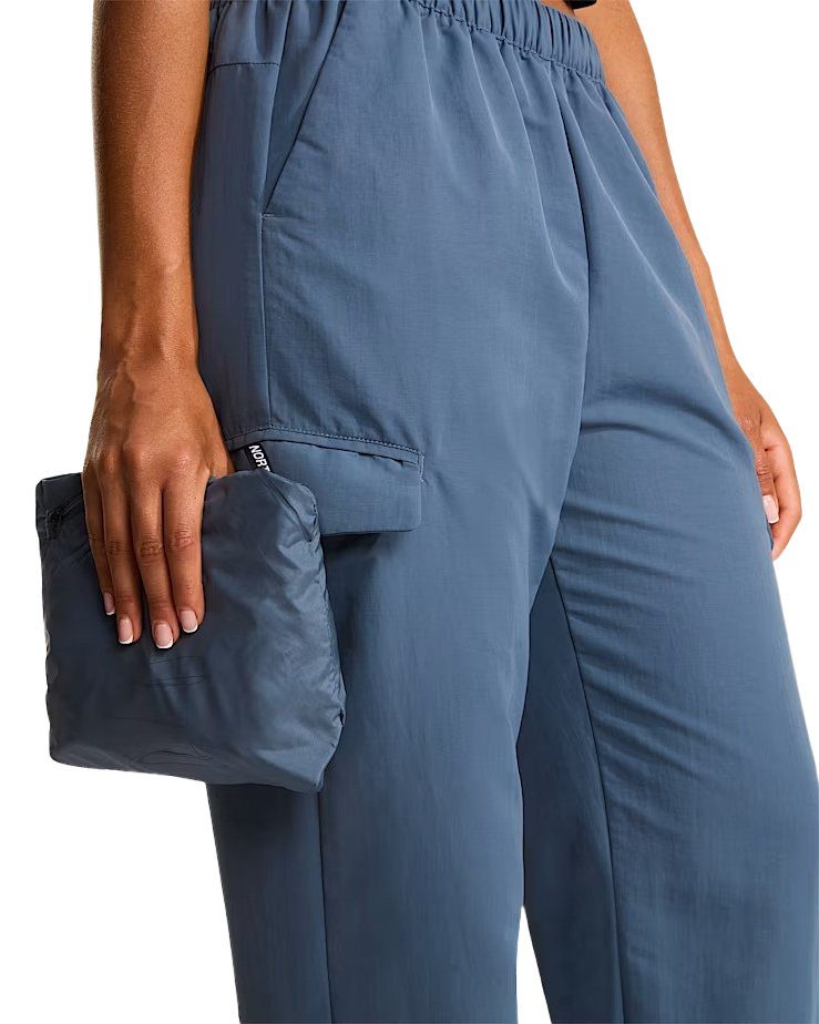 The North Face TNF Easy Wind Jacket in Granite Grey